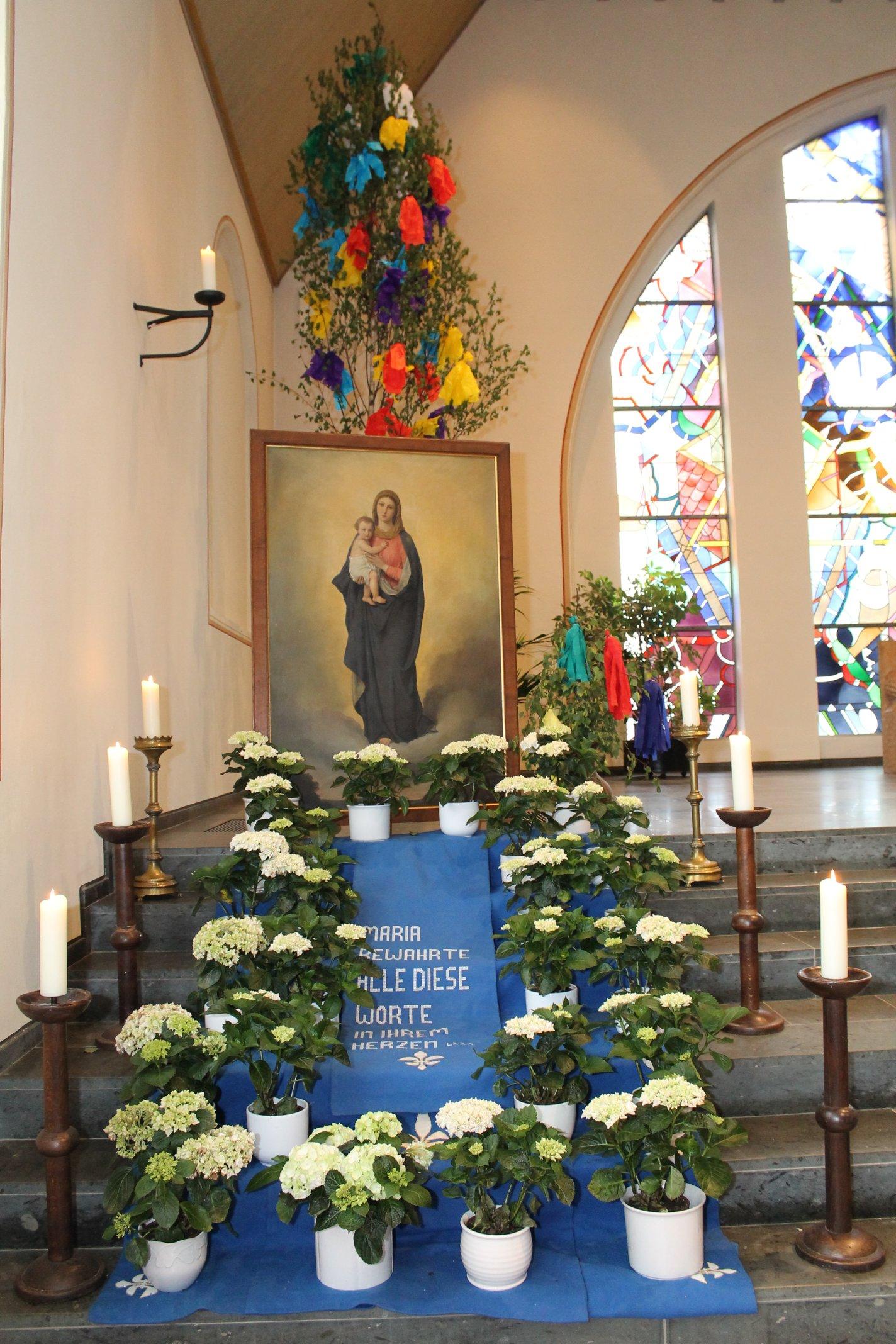 Maialtar, St. Martinus Dhorn